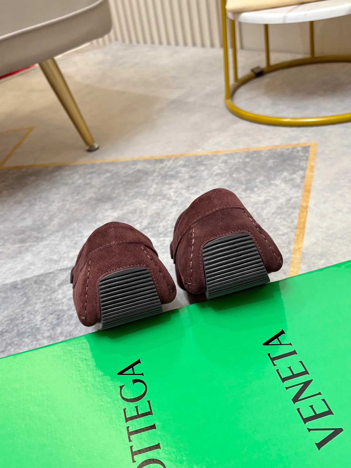 P420💰 (Niu Li + Niu Pad) [BV] The latest hot style‼ ️Casual men's shoes, uppers imported first-layer cowhide ➕Full imported cowhide lining✔️Exquisite workmanship, excellent foot feel, special rubber soles✔️, cool and fashionable, the latest fashion, fashionable outsole, hurry up.  Code number: 38-44 (can be customized to 37.45, non-refundable)